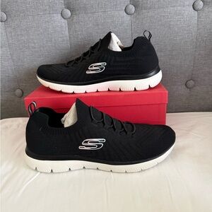 NEW Skechers Stretch Fit Sneakers